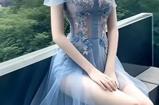 “吉隆坡版星耀樟宜” 美女网红一句话引全网炮轰：被暗指大马抄袭新加坡！